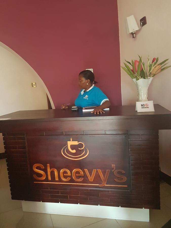 Fort Portal Sheevy"S Bed N Breakfast מראה חיצוני תמונה